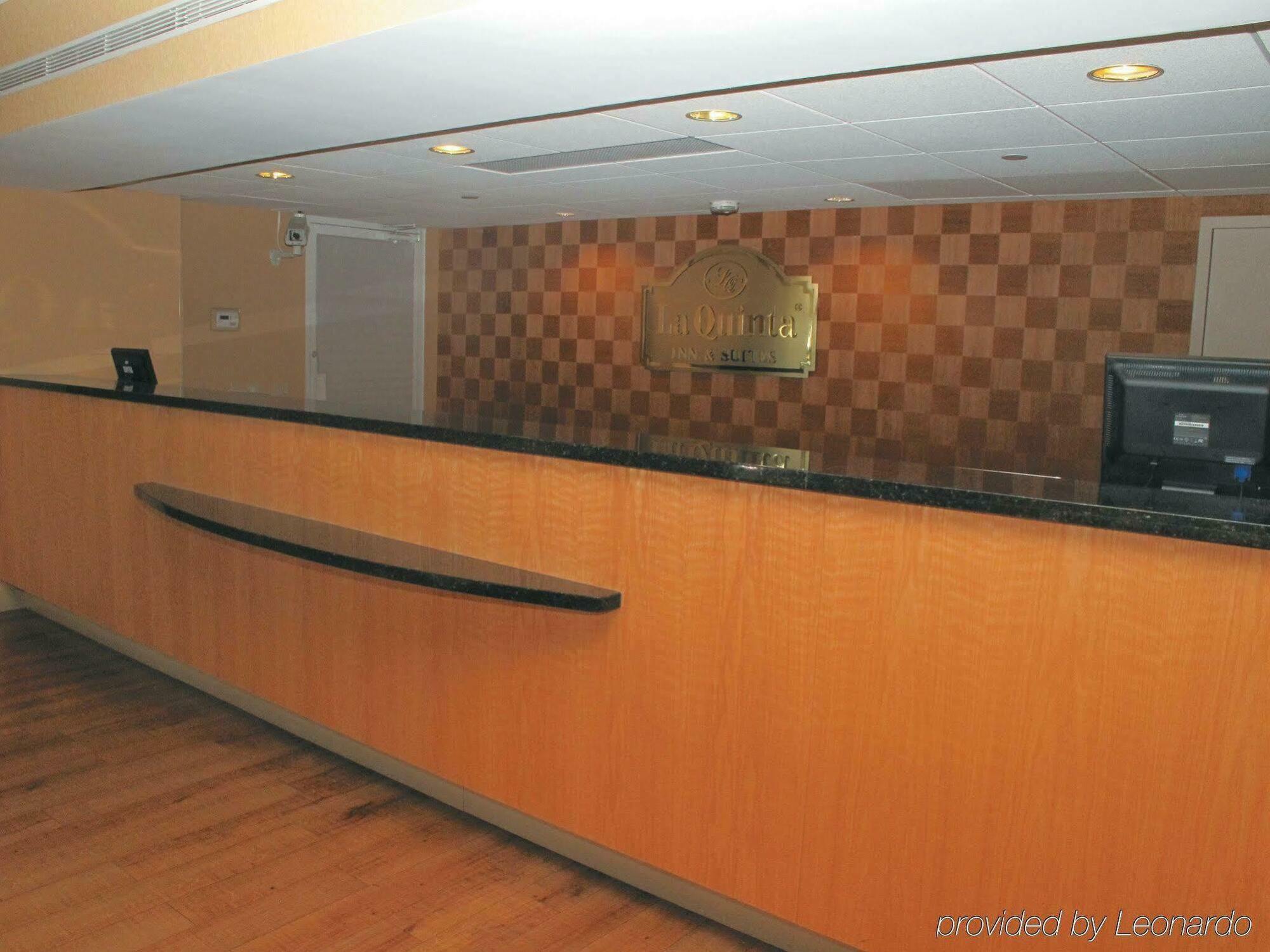 La Quinta By Wyndham Downtown Hotel Naples