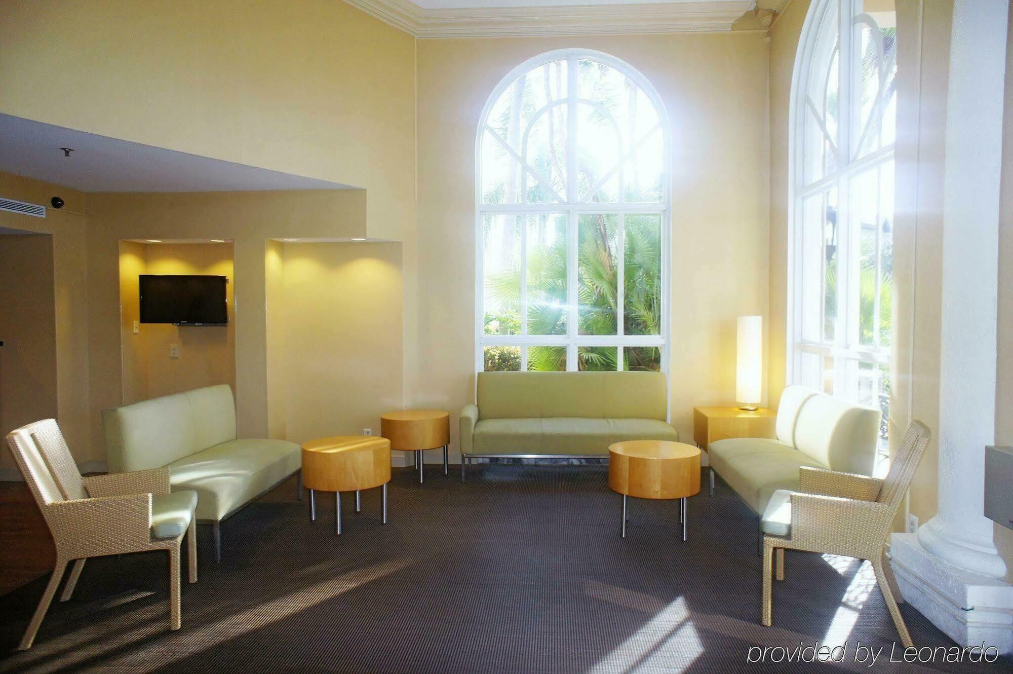 La Quinta By Wyndham Downtown 3* Naples