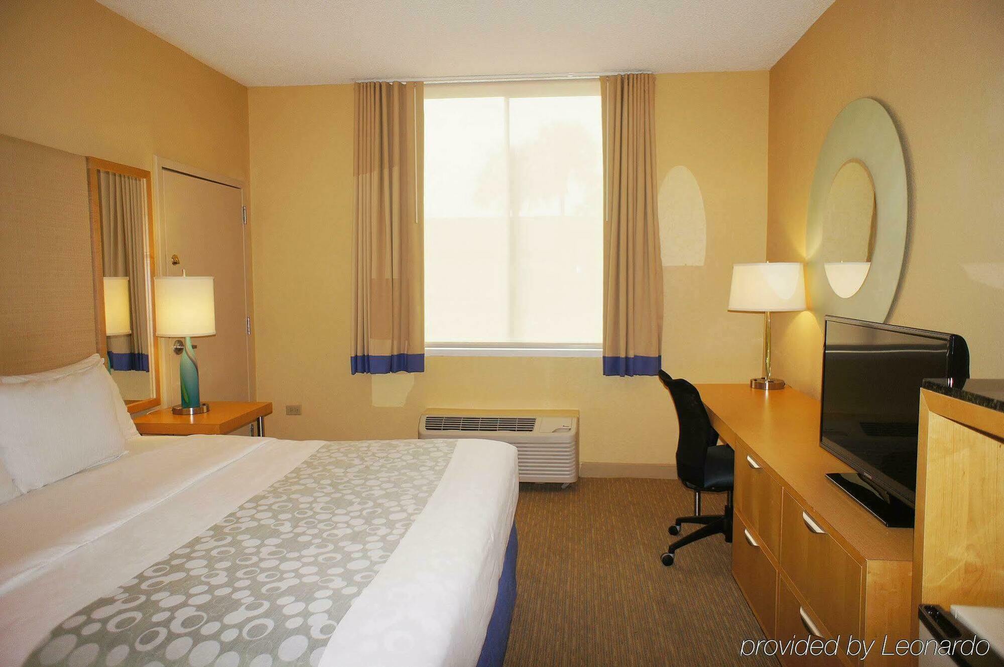 Hotel La Quinta By Wyndham Downtown Naples