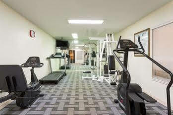 Hotel Baymont By Wyndham 3*