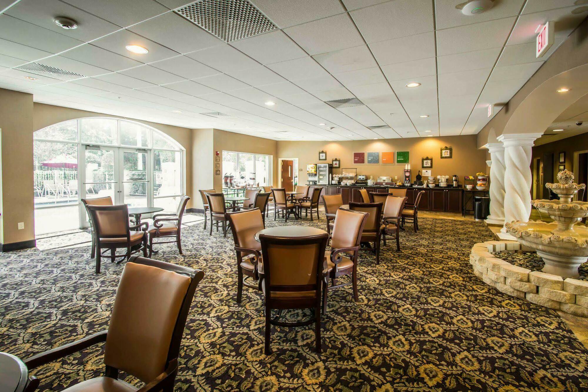 Comfort & I-95 Hotel 3*