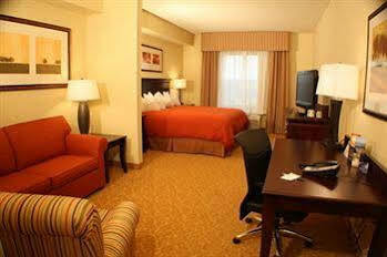 Hotel Express & North I-4 By Ihg 3*