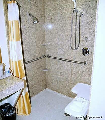 Fairfield & By Marriott Hotel 3*