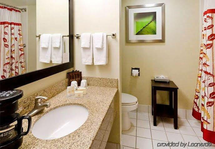 Courtyard By Marriott Orlando Mary North Hotel 3*