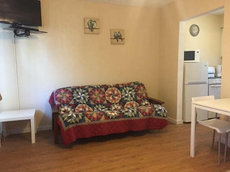 Silver Spray Motel 2*