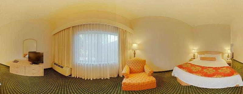 Hotel Courtyard By Marriott Lauderdale