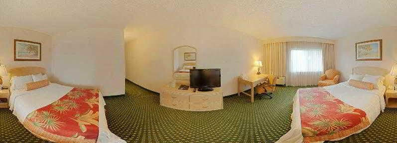 Courtyard By Marriott Lauderdale Hotel 3*