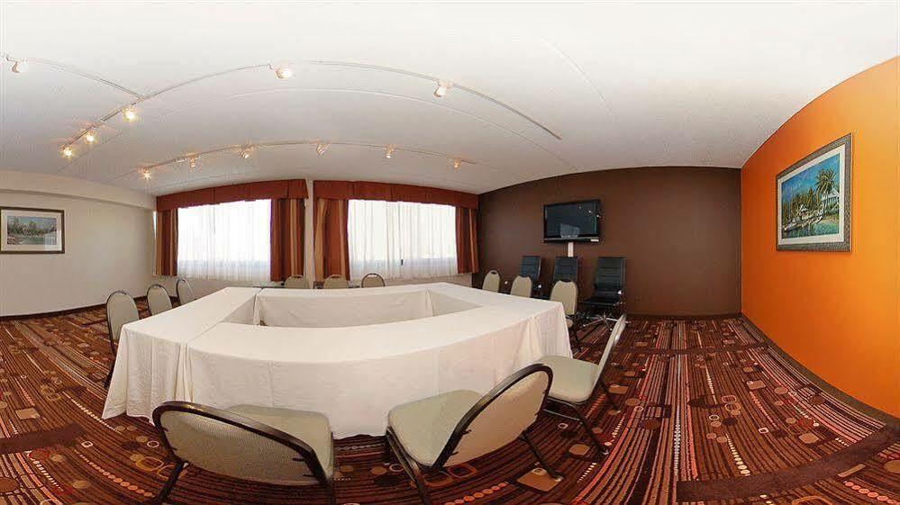Four Points By Sheraton Lauderdale Airport/cruise Port Hotel