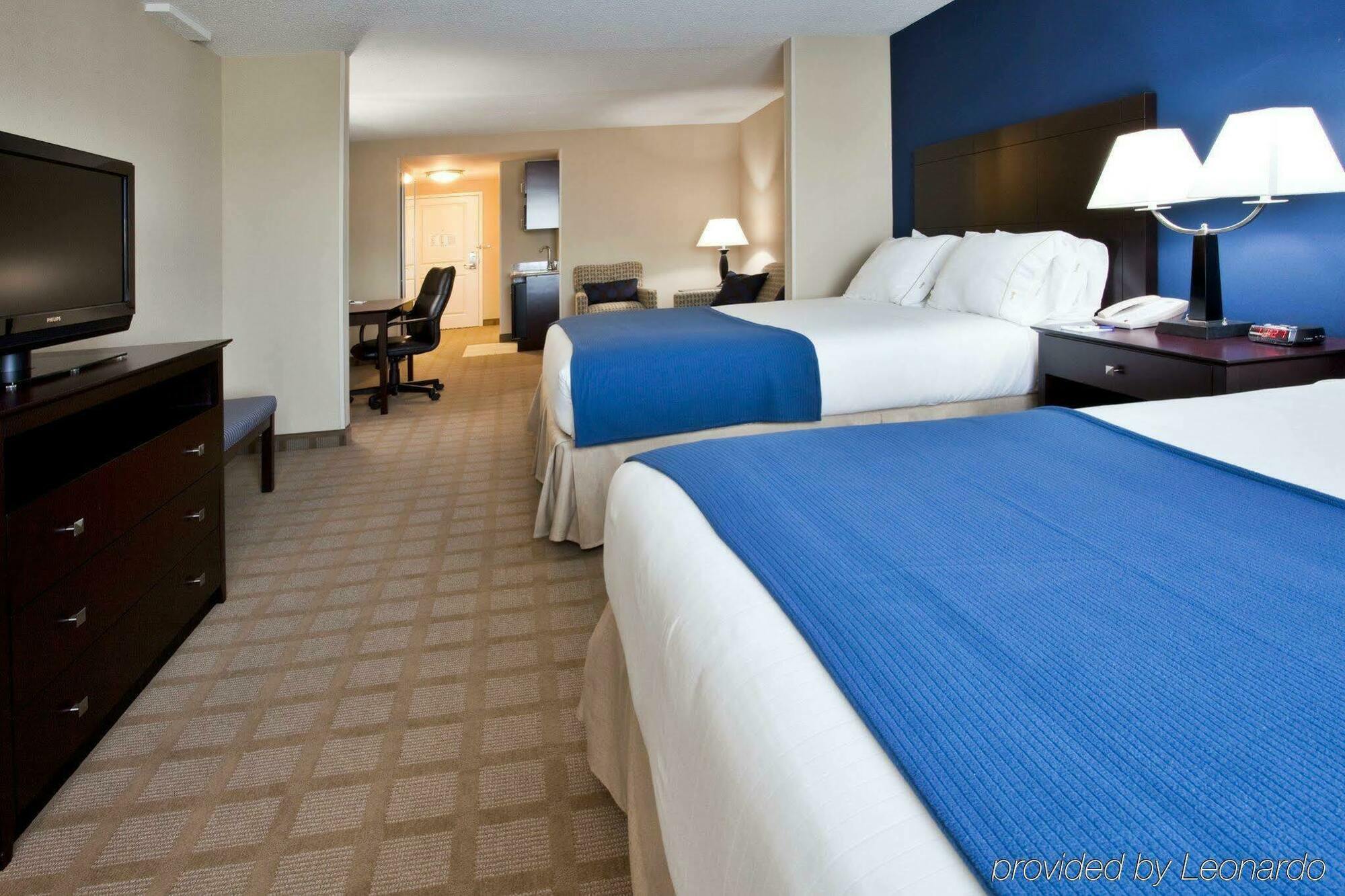 Express & Pierce West By Ihg Hotel Fort Pierce