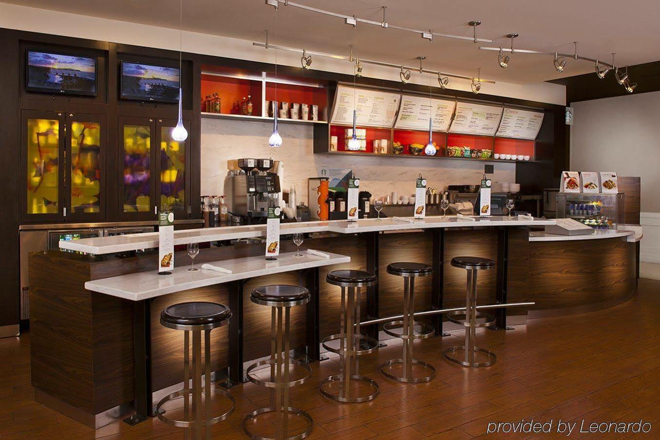 Hotel Courtyard By Marriott Sandestin At Grand Boulevard 3*