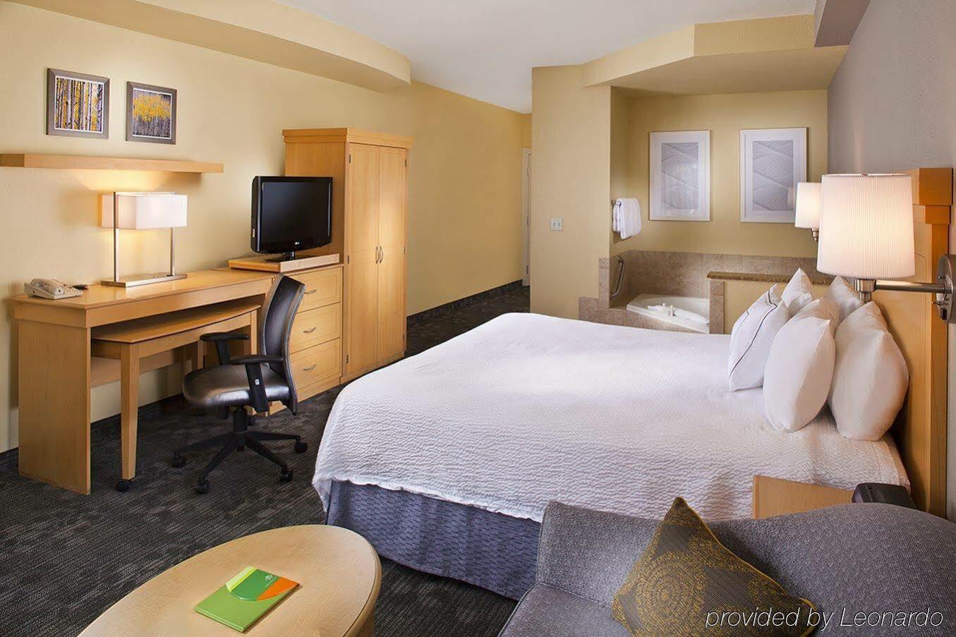 Courtyard By Marriott Sandestin At Grand Boulevard