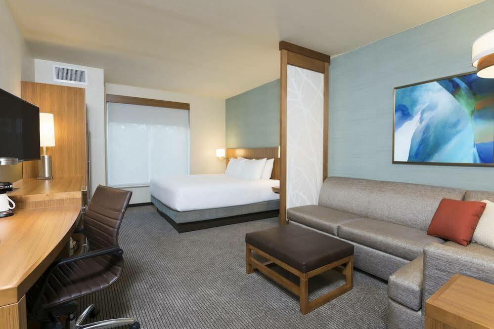 Fairfield By Marriott At Lakewood Ranch - Sarasota Hotel The Meadows