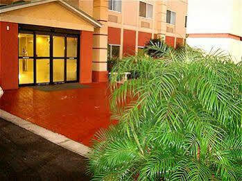 Hotel Express - South - I-75 By Ihg