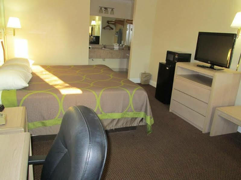 Super 8 By Wyndham Ft Walton Motel Fort Walton Beach