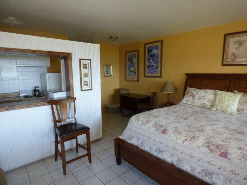 Hotel Ebb Tide Pompano Beach