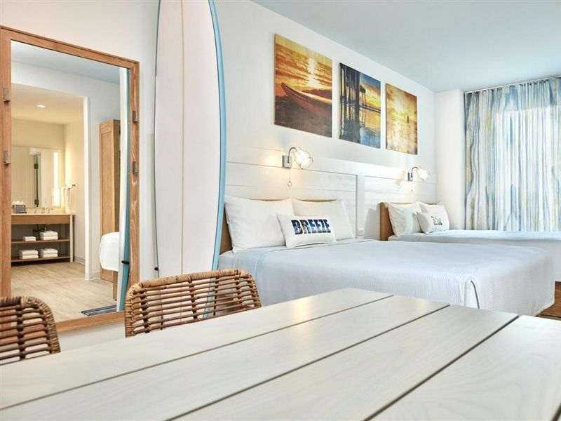 Resort Universal's Endless Summer - Dockside And 3*