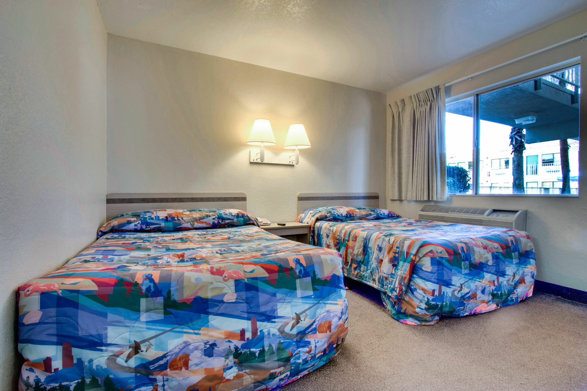 Rodeway Kissimmee Maingate West - Free Theme Park Shuttle Inn