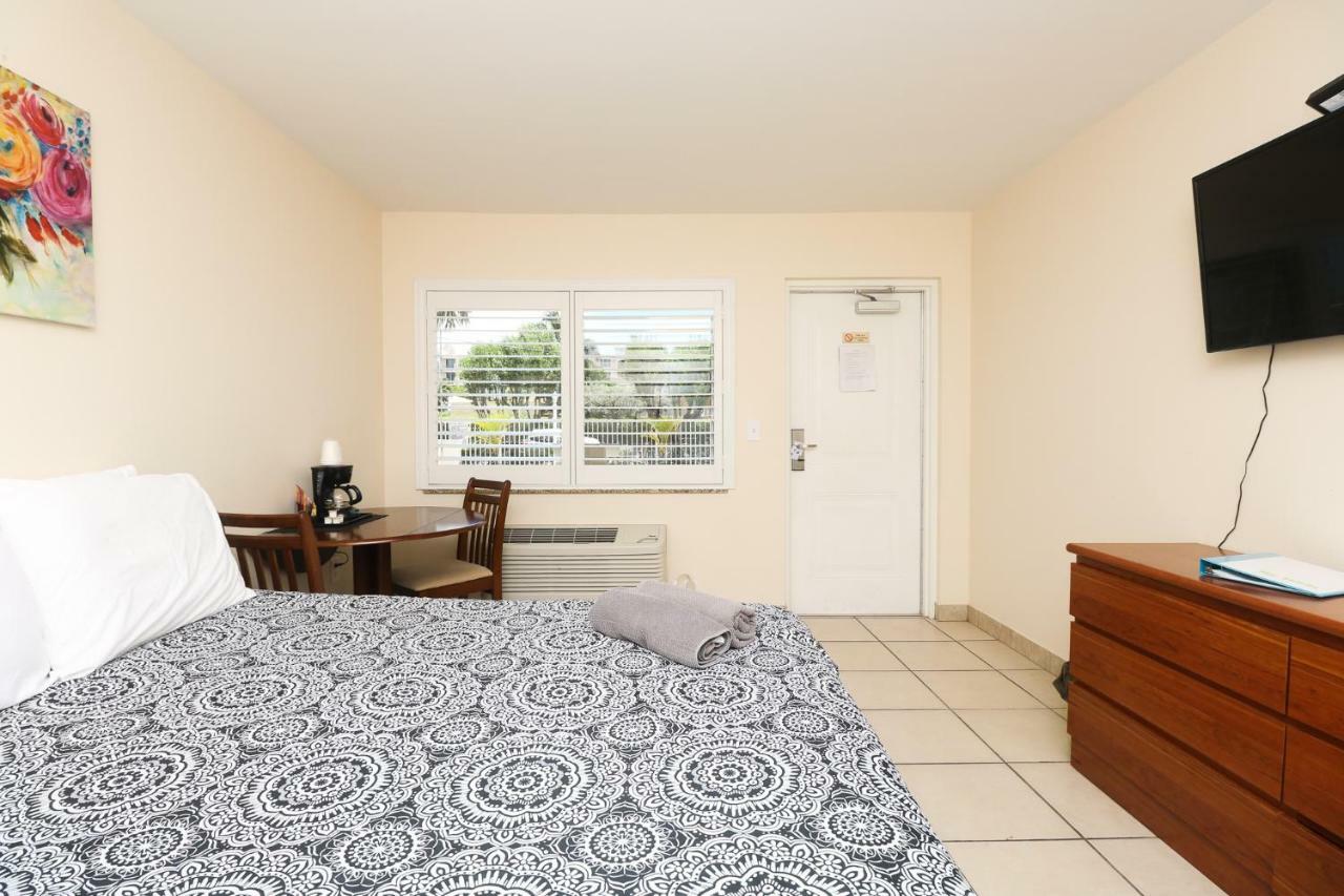 Atlantique Beach House Hotel