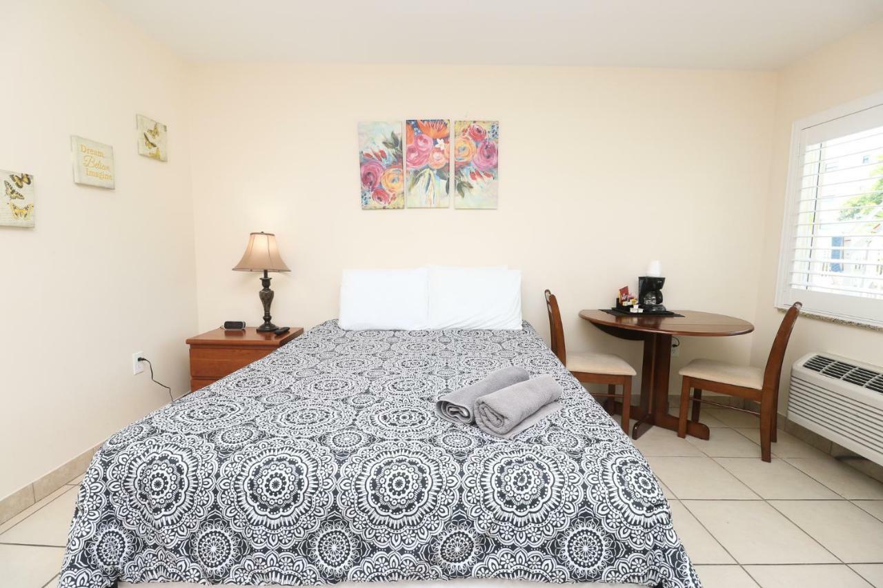 Atlantique Beach House Hotel Deerfield Beach