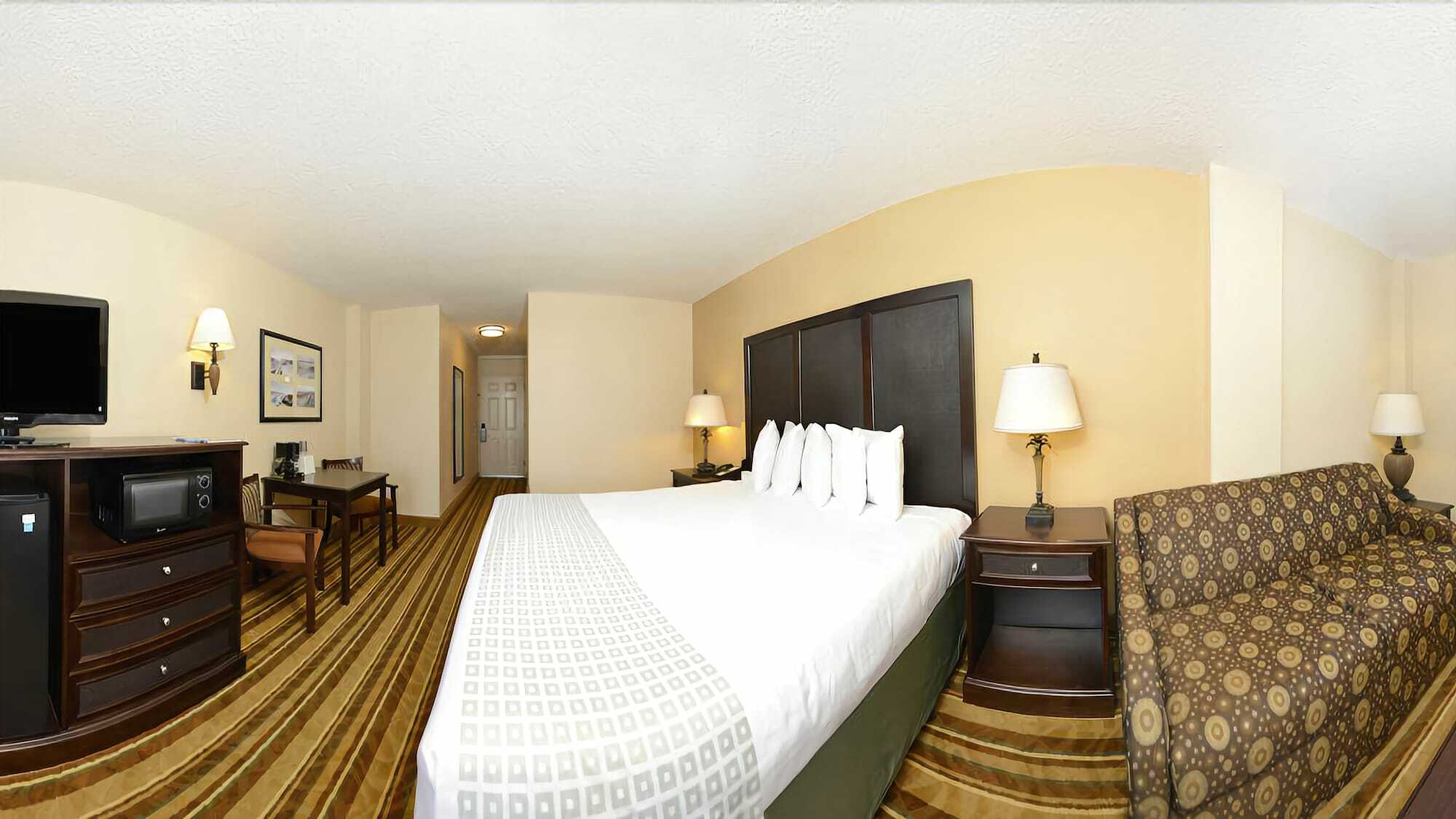 Rushhh Daytona Beach, Tapestry Collection By Hilton