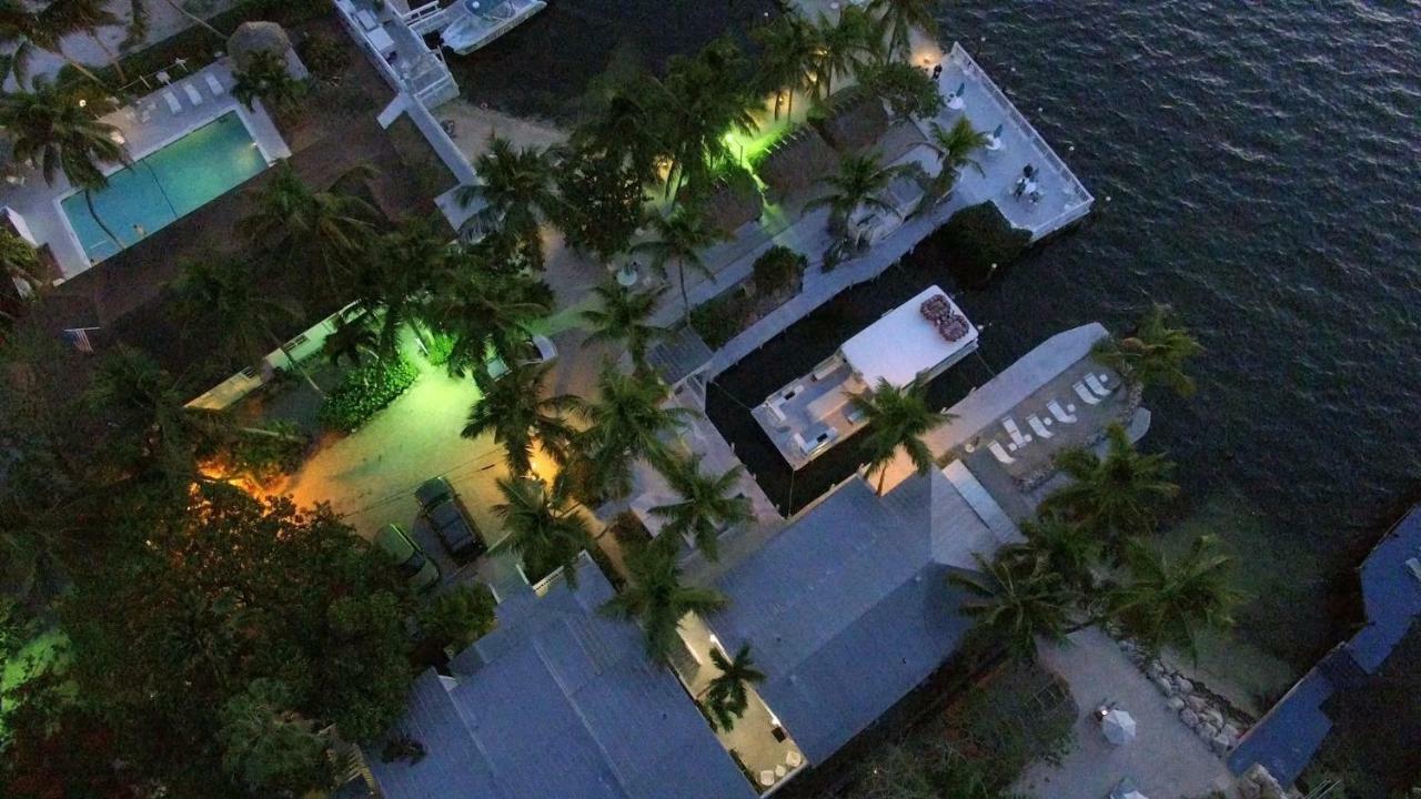 Amoray Dive Hotel 2*
