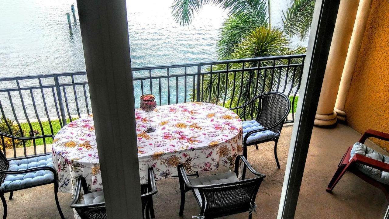Holiday home And Bay Mediterraneantownhouse