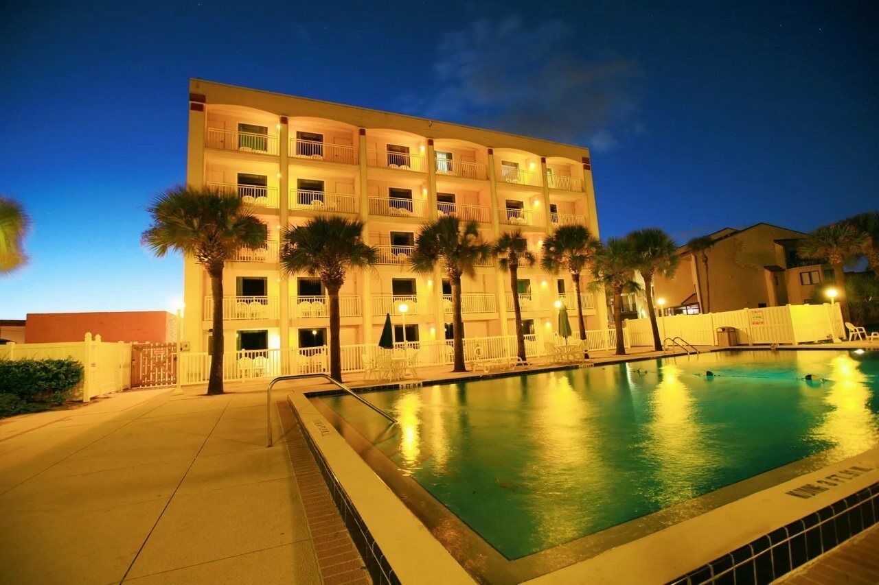 Guy Harvey Outpost Hotel