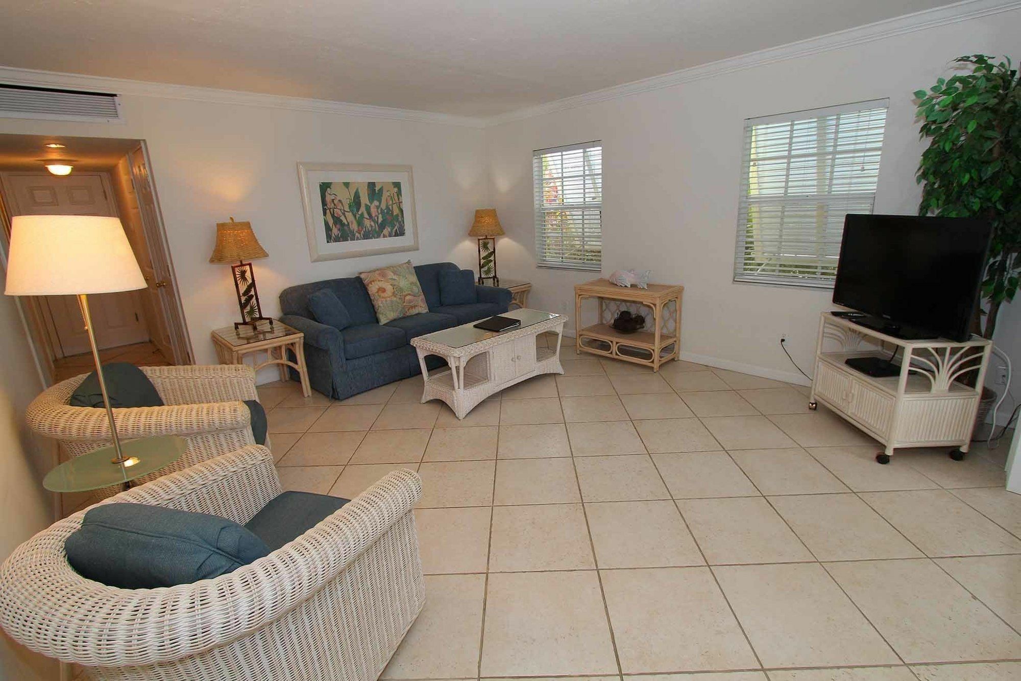 Club By Rva Longboat Key