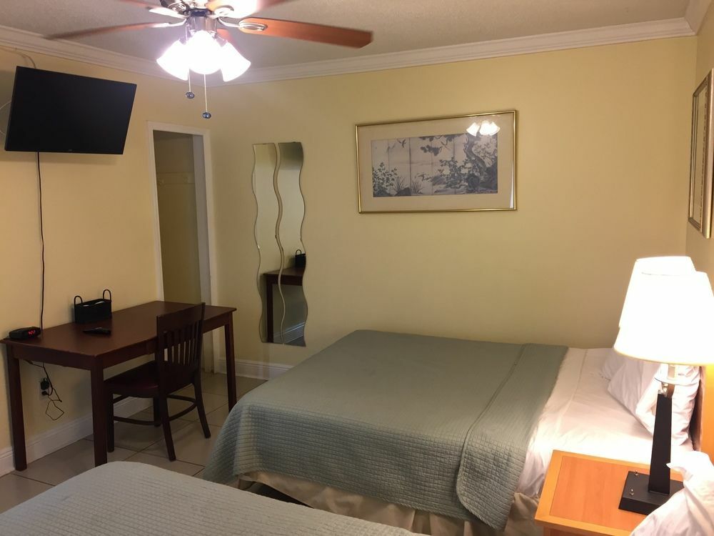The Flamingo Hotel 3*