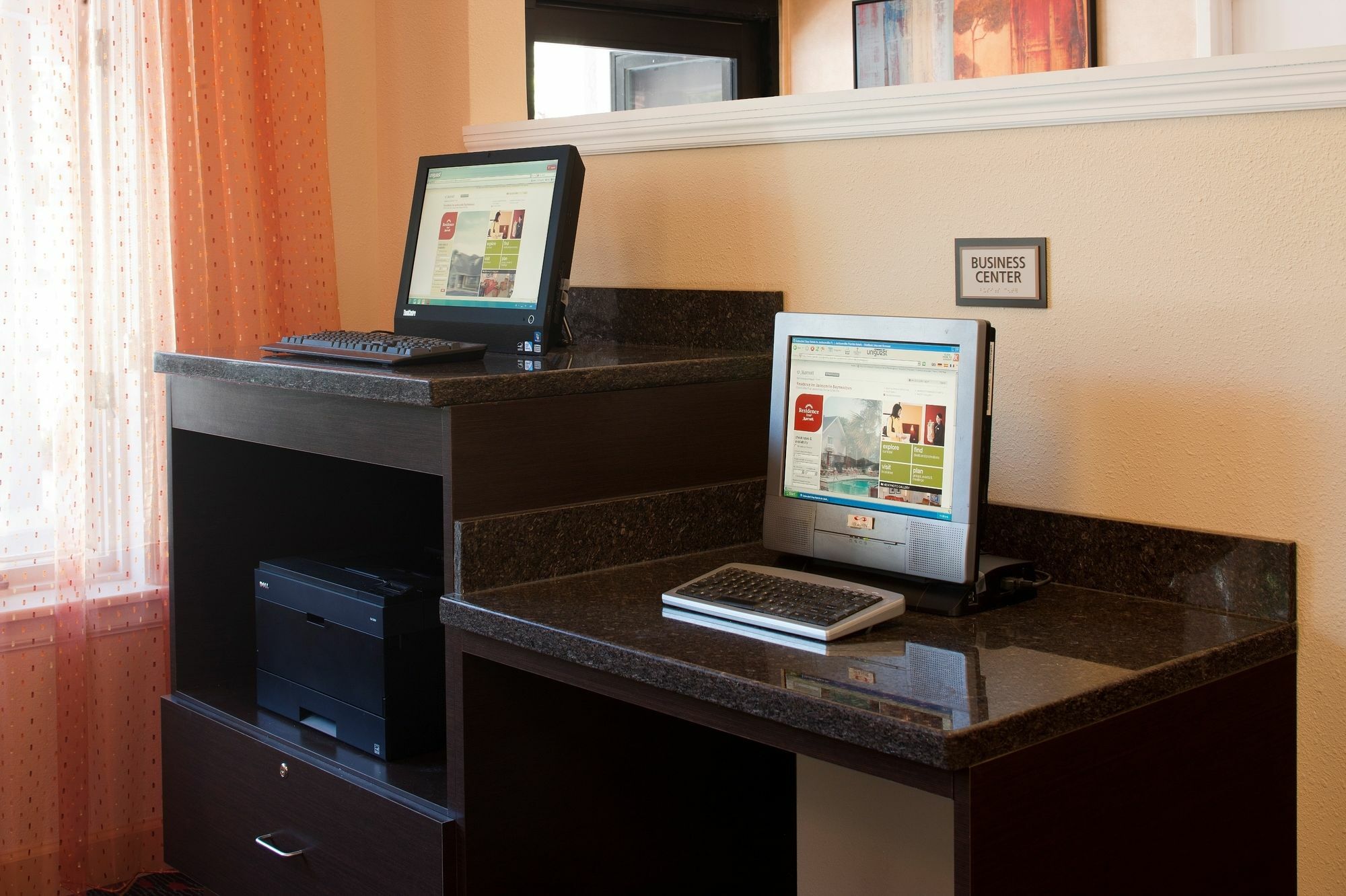 Sonesta Es Hotel 3*