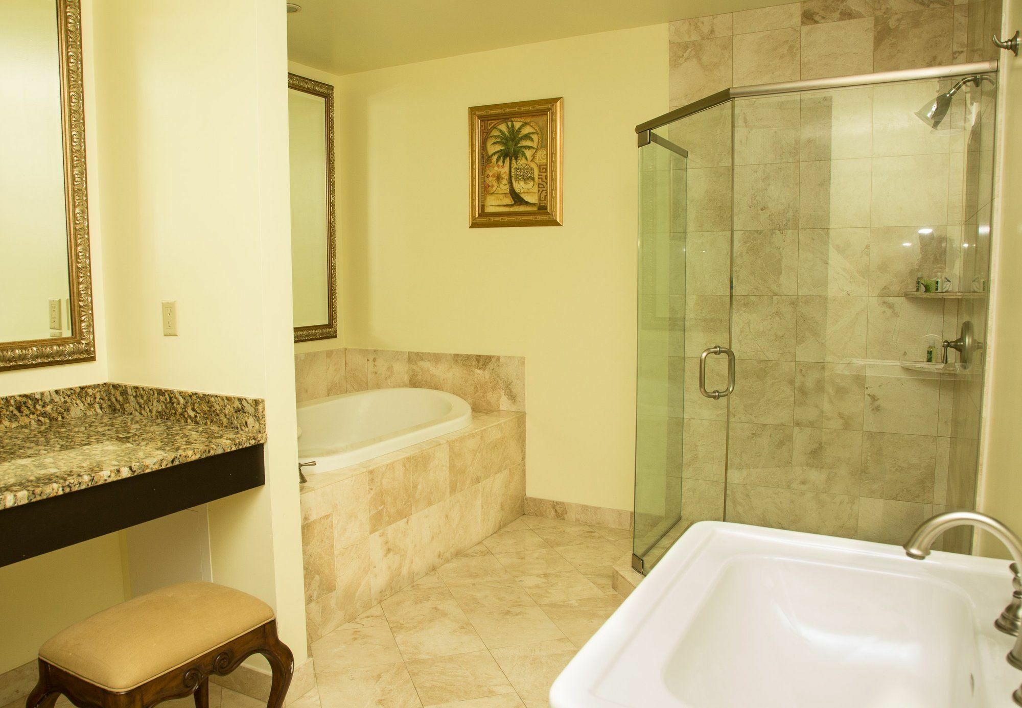 The Lucie Hotel 3*