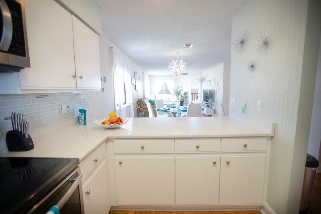 Apartment Seashell Escape