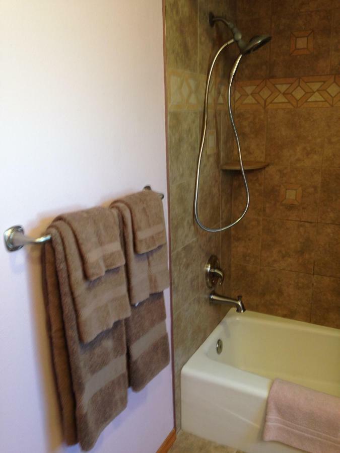 Walk To Indian Rocks Exclusive Use Of Hot Tub, Pool, Bbq,with Privacy Largo