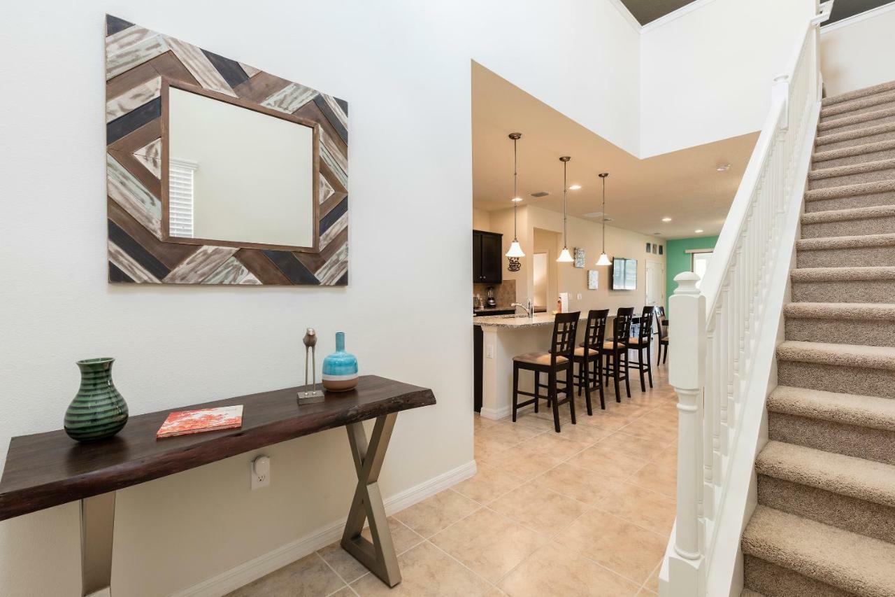 Luxury 6br In Windsor At Westside Villa