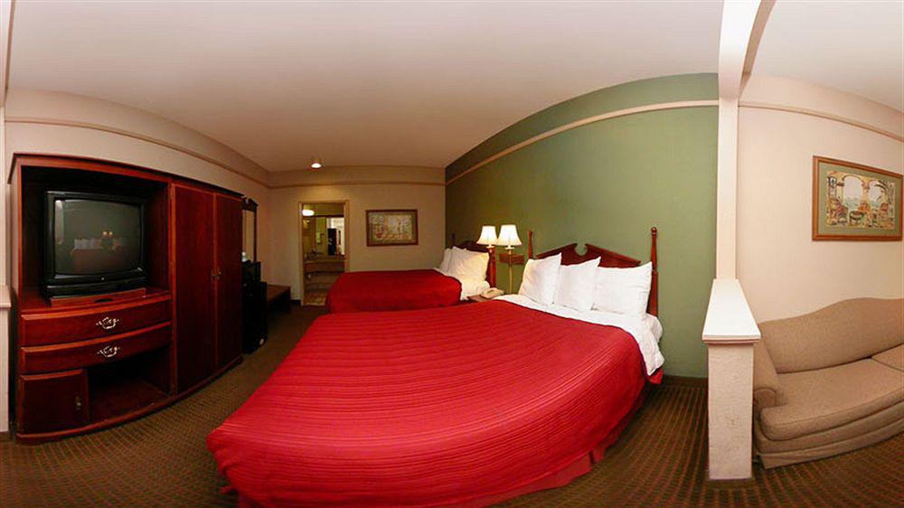 Quality & Jacksonville-baymeadows Hotel 2*