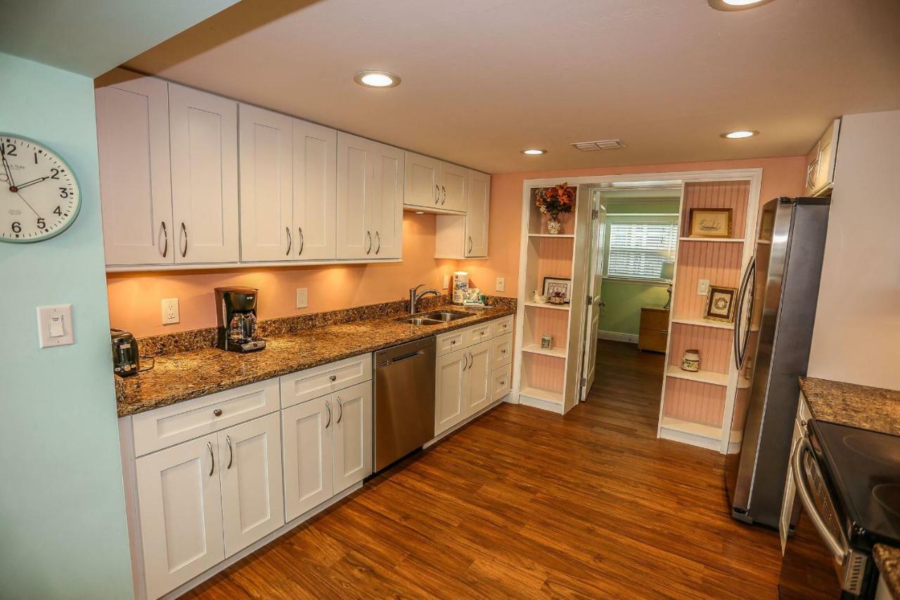 Holiday home 203 Fairweather C Fort Myers Beach