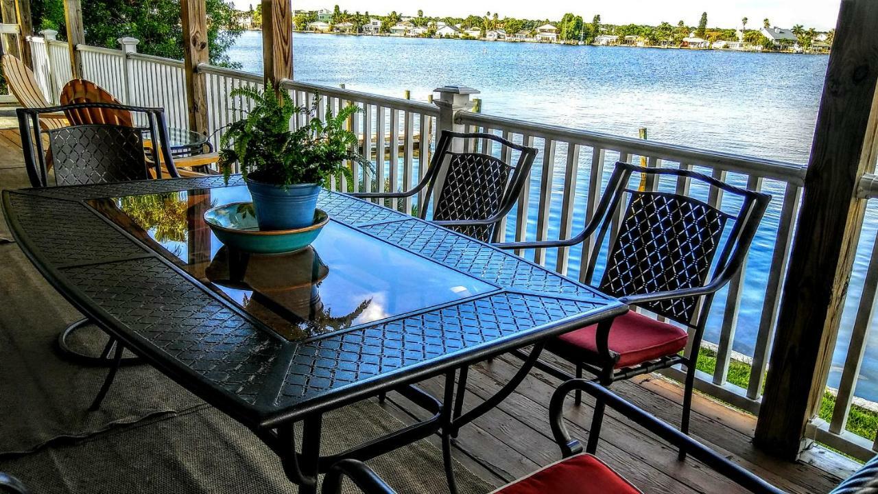 3000 Sq Ft And Bay