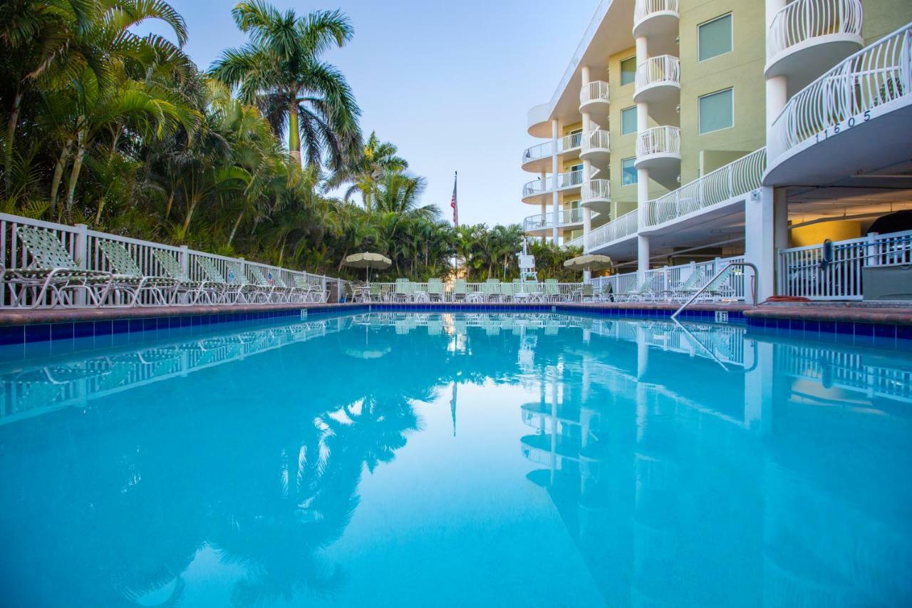 Aparthotel Crystal Palms 3*