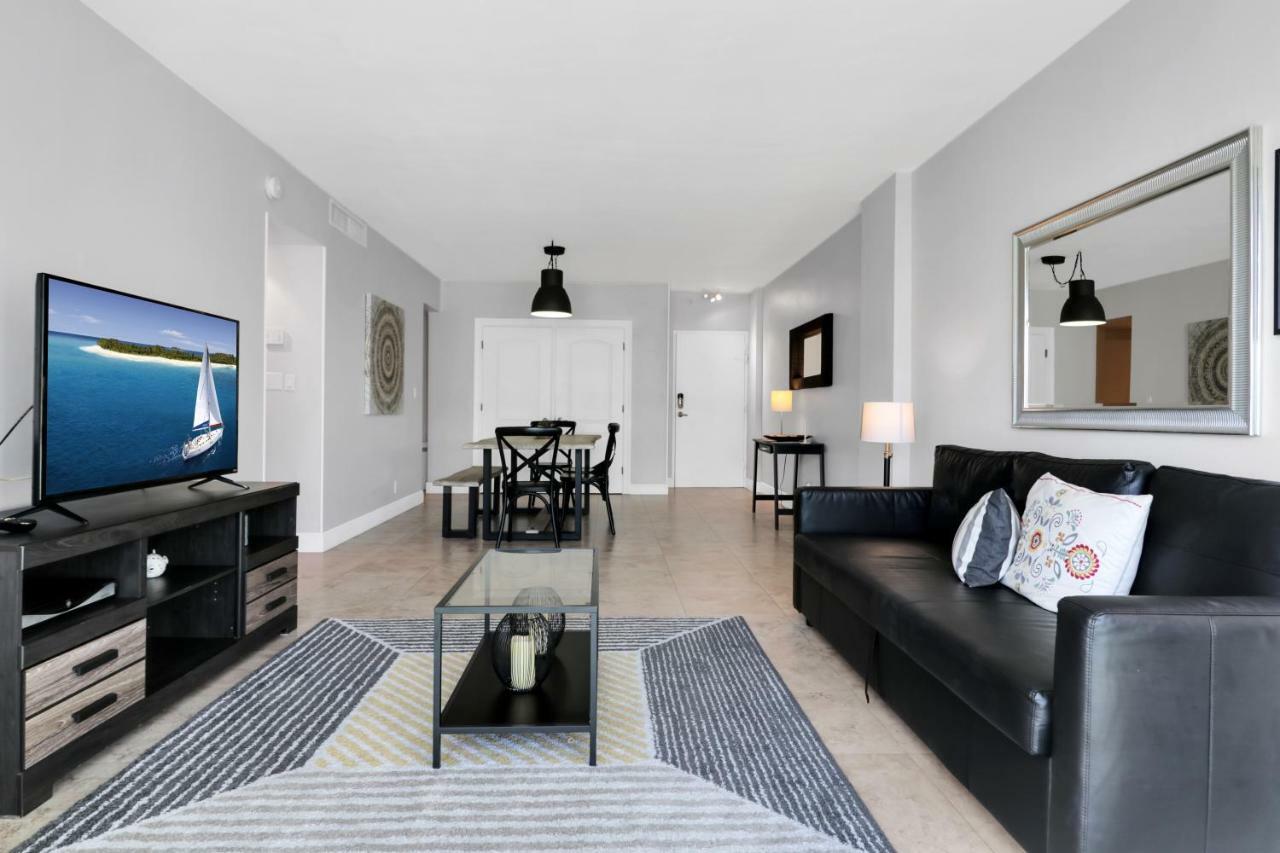 The Tides 1bedroom 15th Floor We Are On The Beach! *
