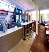Courtyard By Marriott Orlando Mary North Hotel Heathrow
