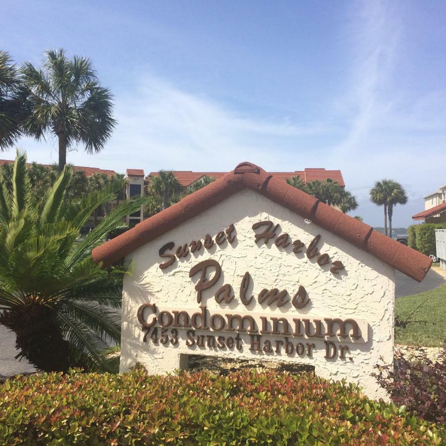 Apartment Romantic For 2-sunset Harbor Palms 1-205, Pool, Fishing Pier *