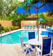 Courtyard By Marriott Lauderdale