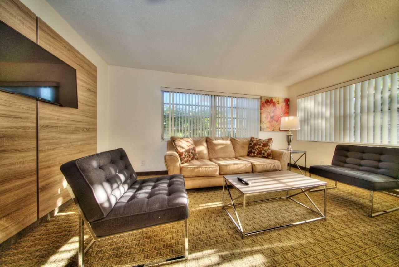 Hotel Club Lux By The Deerfield Beach