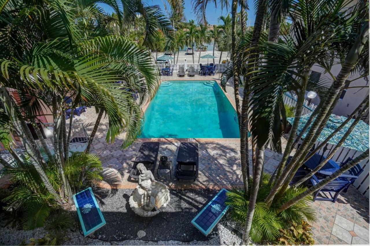Inn Sea Garden By The Sea