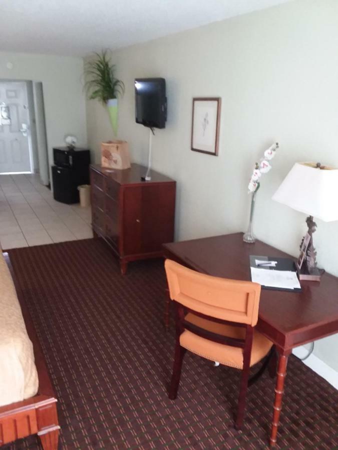 Hotel Vista Tarpon 3*