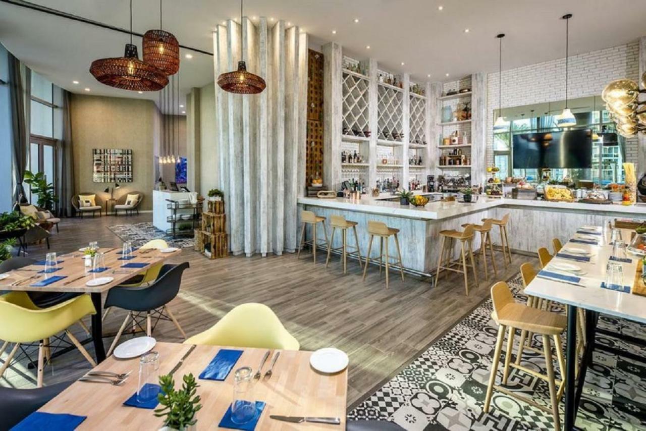 Rent In Lyfe Aparthotel Hollywood