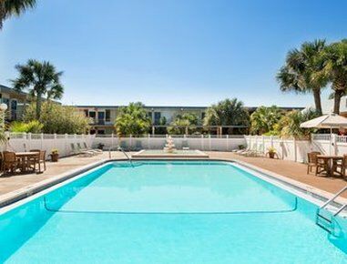 Howard Johnson By Wyndham 2*