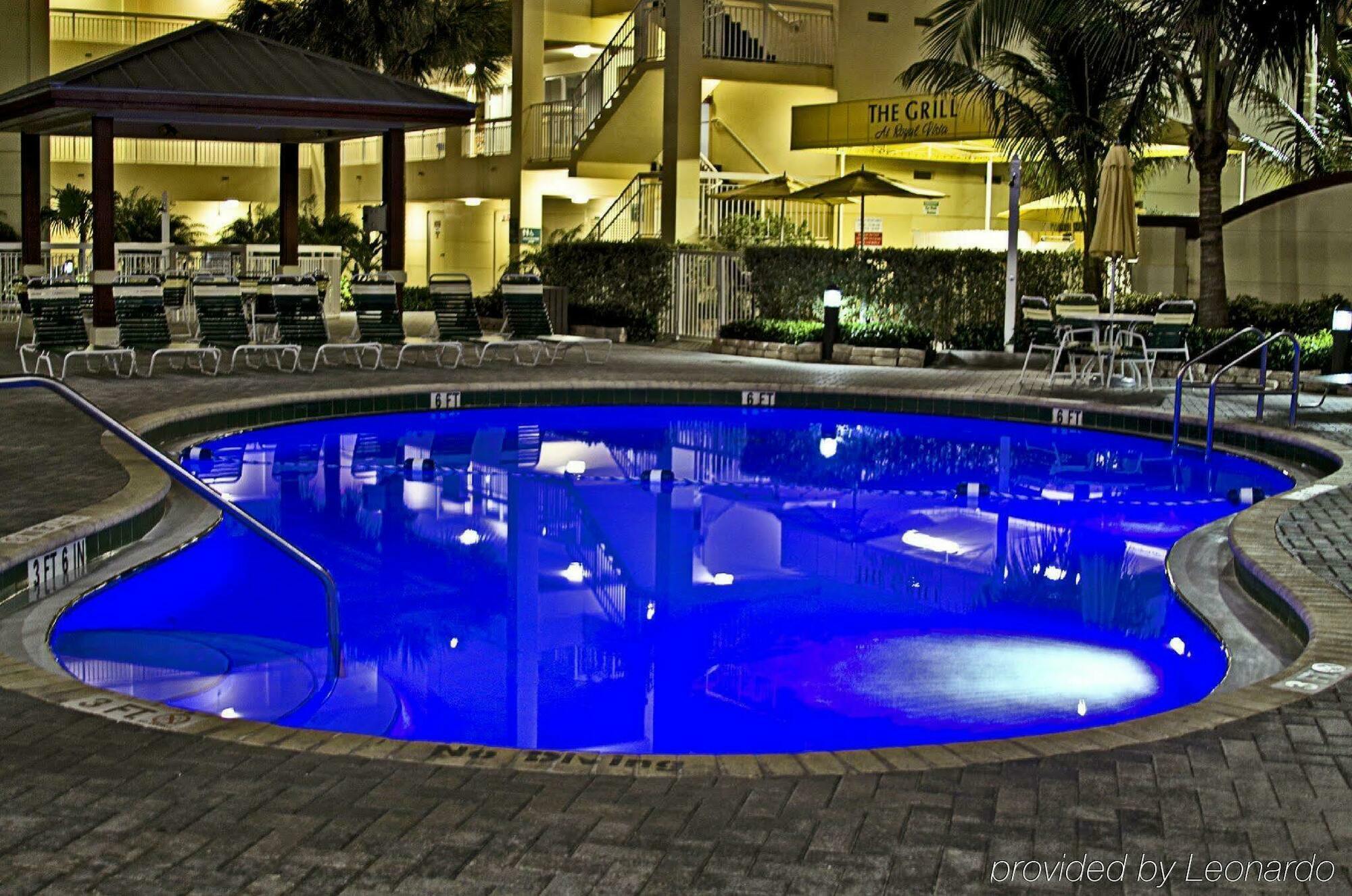 Hotel Club Wyndham Royal Vista 3*