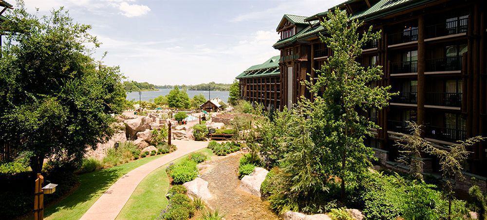 Disney's Wilderness Hotel