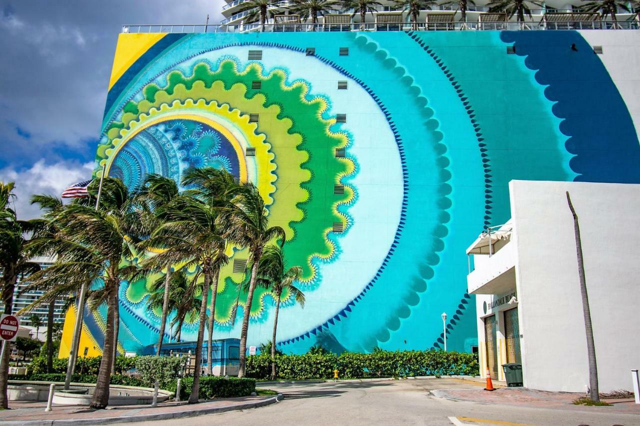 Hyde 4111 S Ocean Dr * Hollywood